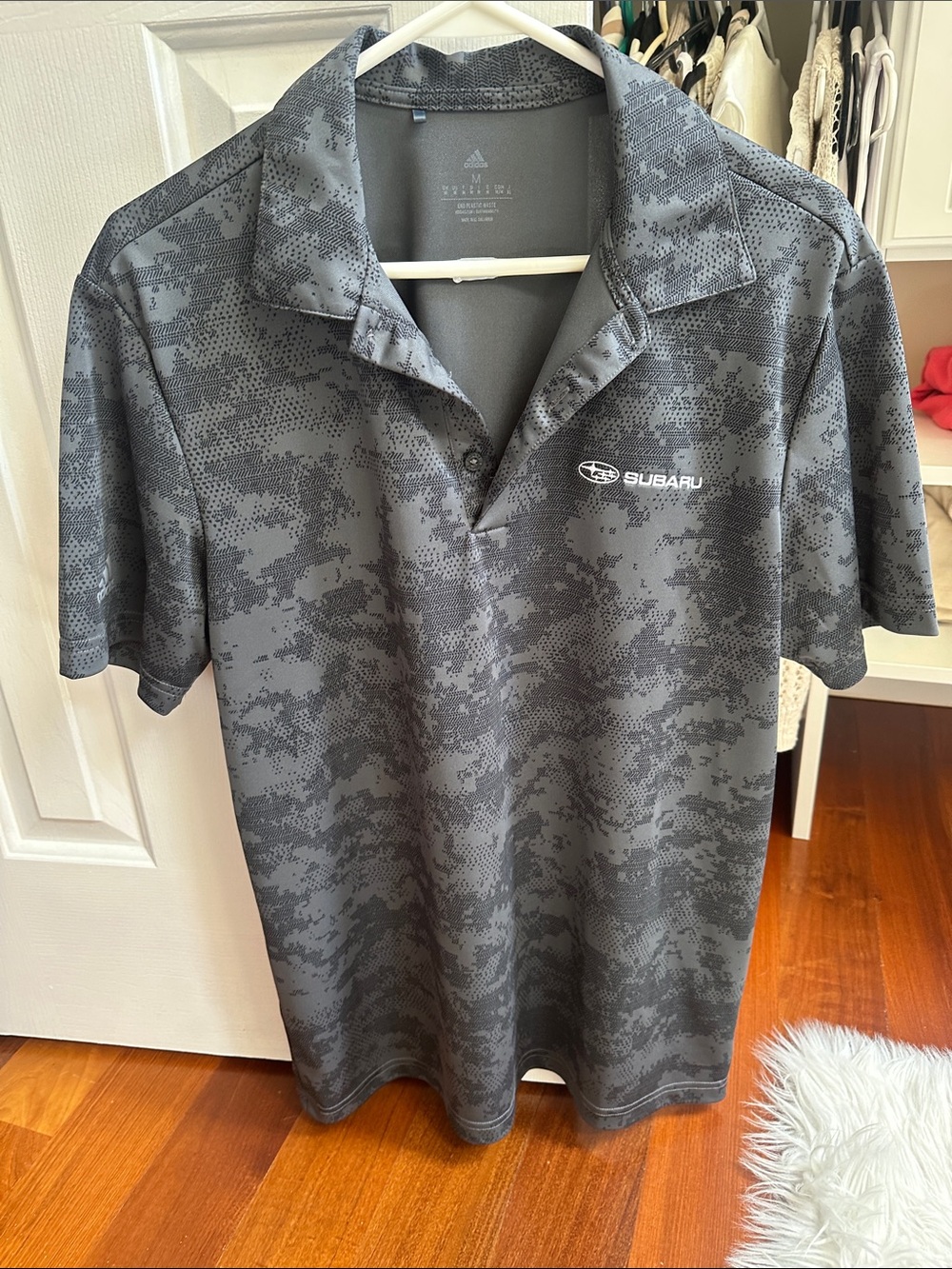 Men's Subaru Logo Gray Digi-Camo Polo Shirt Medium - Picture 3 of 8